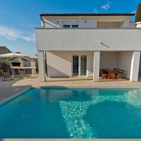 Villa Luka With Private Pool Near PUY Exterior foto